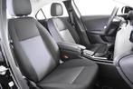 Mercedes-Benz A-Klasse 180 *1ste Eigenaar*Navigatie*Camera*C, Voorwielaandrijving, Gebruikt, 4 cilinders, Zwart