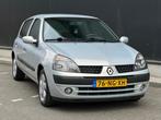 Renault Clio 1.2-16V Dynamique 5-DEURS AIRCO | NETTE INRUILK, Voorwielaandrijving, Gebruikt, Zwart, 4 cilinders