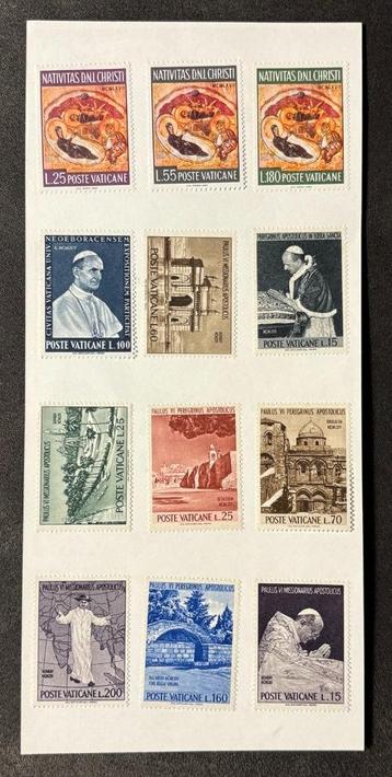 Kaart met postzegels Italië - Vaticaanstad beschikbaar voor biedingen