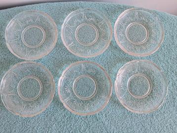 Set van 6 Vintage Glazen Schoteltjes beschikbaar voor biedingen