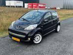 Peugeot 107 1.0 12V 5DR 2010 Zwart Nap! Airco!, Voorwielaandrijving, 4 stoelen, Origineel Nederlands, Bedrijf