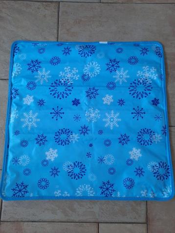 honden / katten koelmatje beschikbaar voor biedingen