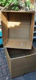 2 stevige  grote dozen ., Doe-het-zelf en Verbouw, Kratten en Dozen, Ophalen, Doos, Minder dan 35 cm