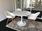 IKEA Ronde Tafel met 3 Stoelen, Ophalen, Kunststof, Gebruikt, Drie