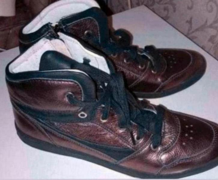 Twins nieuwe leren schoenen, Kinderen en Baby's, Kinderkleding | Schoenen en Sokken, Nieuw, Schoenen, Jongen of Meisje, Ophalen of Verzenden