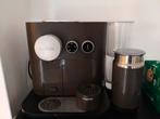 Nespresso Expert & Milk met melkopschuimer defect, Koffiepads en cups, Gebruikt, Koffiemachine, Ophalen of Verzenden