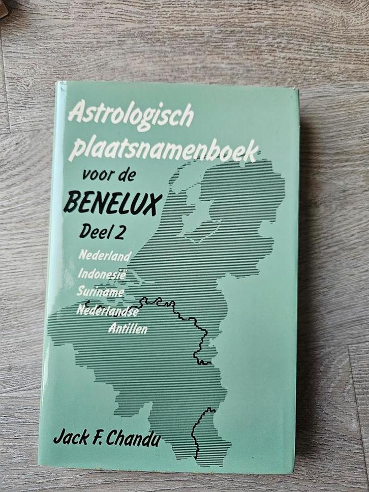 Astrologisch Plaatsnamenboek Benelux Deel 2, Boeken, Esoterie en Spiritualiteit, Gelezen, Achtergrond en Informatie, Astrologie