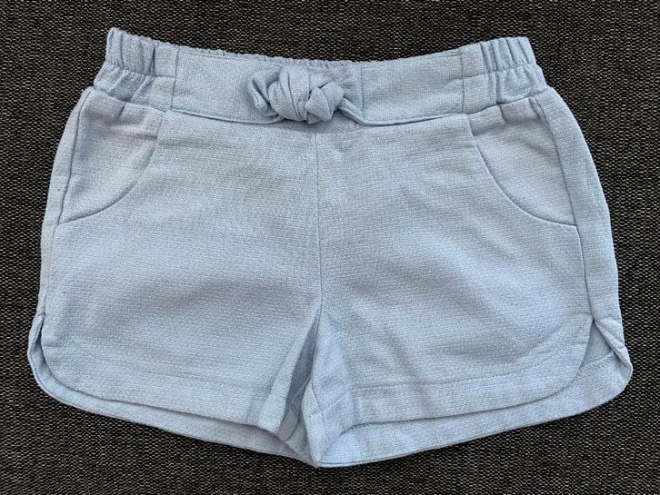 diverse meisjes korte broeken, Kinderen en Baby's, Kinderkleding | Maat 116, Zo goed als nieuw, Meisje, Broek, Ophalen of Verzenden