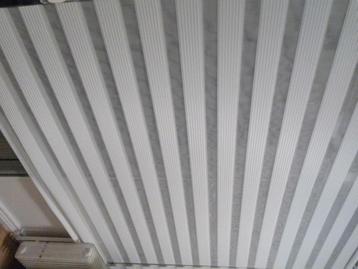 rolgordijnen  beschikbaar voor biedingen