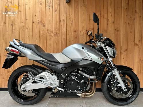 SUZUKI GSR 600 GSR600 GSR-600 NL motor nieuwe banden, Motoren, Motoren | Suzuki, Bedrijf, Naked bike, meer dan 35 kW, 4 cilinders