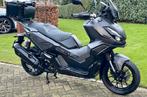 Custom honda adv 350, Motoren, Ophalen of Verzenden