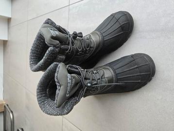 moonboots Maat 39 kleur grijs / zwart beschikbaar voor biedingen