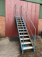 Lichgewicht aluminium trap, Doe-het-zelf en Verbouw, Ladders en Trappen, Ophalen of Verzenden, Gebruikt, Trap, 2 tot 4 meter