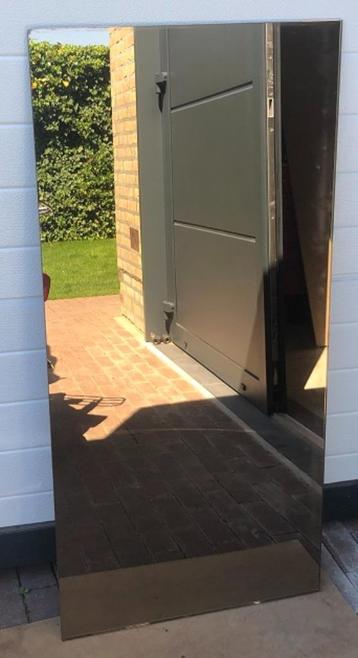 Spiegel 2 Afmetingen: 500 mm x 1050 mm en 6 mm dik. beschikbaar voor biedingen