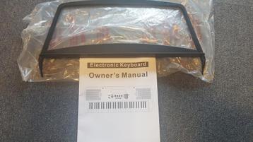 Medeli M5 bladmuziek houder + manual  beschikbaar voor biedingen