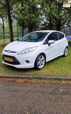 Ford Fiesta 1.6 16v Ghia sport nette auto Nieuwe Apk, 1596 cc, Gebruikt, 4 cilinders, Wit