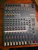 Yamaha MG124cx Mengpaneel - 12 Kanalen, Ophalen of Verzenden, Gebruikt, 10 tot 20 kanalen, Microfooningang