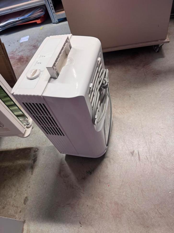 Luchtontvochter, Witgoed en Apparatuur, Luchtbehandelingsapparatuur, Luchtontvochter, Ophalen of Verzenden