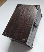 Mooi en gedecoreerd sieradenkistje op pootjes, Huis en Inrichting, Ophalen of Verzenden, Minder dan 50 cm, Minder dan 50 cm