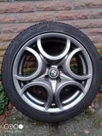 Alfa Romeo Mito Velgen met Vredestein Winterbanden, Ophalen, Banden en Velgen, 17 inch, Winterbanden