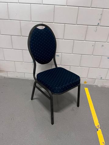 Stackchair blauw (56 totaal) beschikbaar voor biedingen