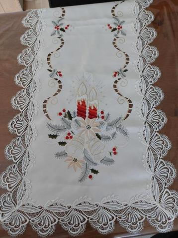Tafelloper kerst 53 x 126 beschikbaar voor biedingen