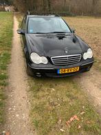 Mercedes-Benz C-Klasse 1.8 C180 Kompr Combi AUT 2005 Zwart, Auto's, Automaat, Achterwielaandrijving, 74 €/maand, 1796 cc