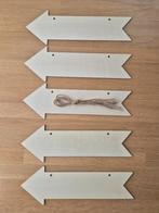 Houten pijlbordjes met ophangtouwtje, Ophalen of Verzenden, Nieuw, Versiering, Geboorte of Huwelijk