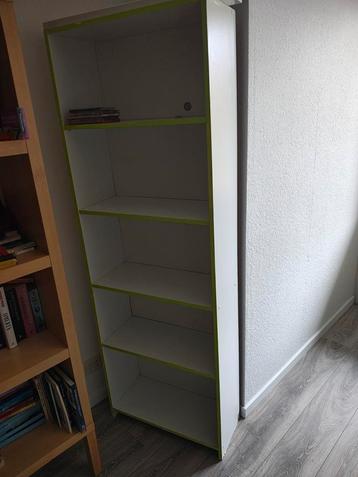 Boekenkast / Relkast