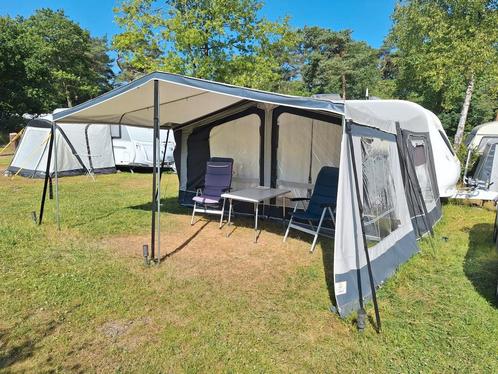 Hobby 460 uf Excellent, 2010 zeer nette caravan, Caravans en Kamperen, Caravans, Particulier, tot en met 4, Rondzit, Hobby, Douche