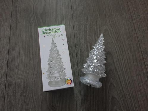 Plexiglas kerstboompje met lichtjes ~ NH9900, Diversen, Kerst, Gebruikt, Ophalen of Verzenden