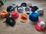 Petten en bucketheads, Ophalen, Gedragen, Pet
