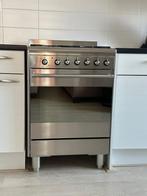 SMEG Gasfornuis met Oven, Witgoed en Apparatuur, Fornuizen, Ophalen, Gebruikt, Grill, 4 kookzones