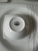 Karaca Serviesset 12 persoons - Compleet Servies, Antiek en Kunst, Antiek | Servies compleet, Ophalen of Verzenden