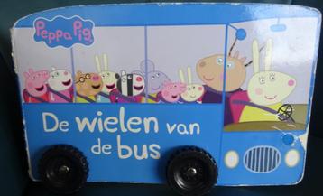 Peppa Pig - De wielen van de bus(kartonboek) beschikbaar voor biedingen