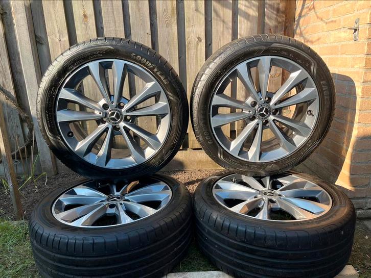 4x6,5mm 18” orig zometset Mercedes vito V-klasse EQV  + TPMS, Auto-onderdelen, Banden en Velgen, Banden en Velgen, Zomerbanden