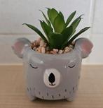 KOALA MET PLANTJE, Ophalen of Verzenden, Zo goed als nieuw