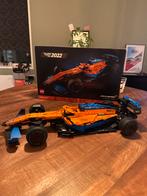 LEGO Technic McLaren Formule 1 Racewagen 2022, Hobby en Vrije tijd, Modelbouw | Radiografisch | Auto's, Zo goed als nieuw, Auto onroad