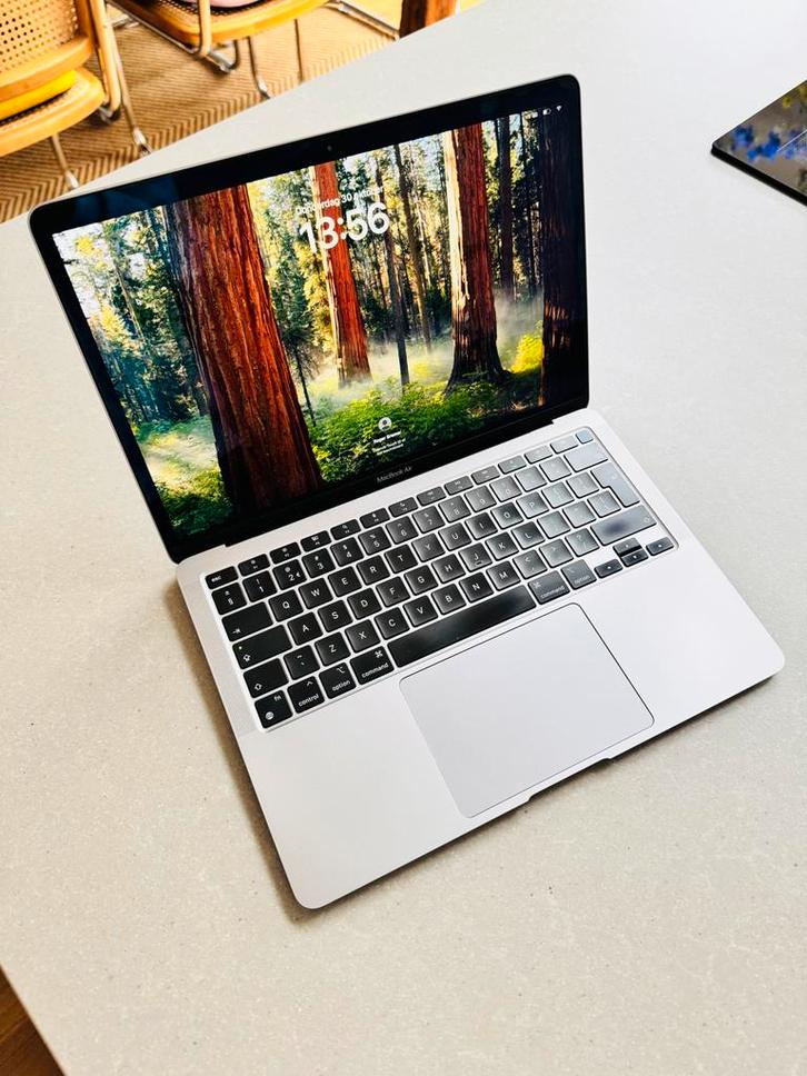 MacBook Air M1 (2020) - 8 GB RAM - 256GB SSD, Computers en Software, Apple Macbooks, Gebruikt, MacBook Air, 13 inch, Onbekend