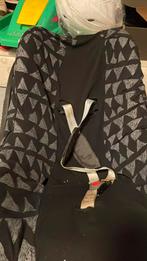 Maxi cosi pebble autostoel met zonnescherm en voetenzak, Autogordel, Ophalen of Verzenden, Zo goed als nieuw, 0 t/m 13 kg