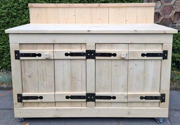 Steigerhouten buitenkeuken beschikbaar voor biedingen