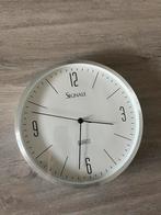 Klok, Ophalen of Verzenden, Zo goed als nieuw, Wandklok