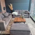 Gratis! Twee bankstellen met hocker, Gebruikt, 150 tot 200 cm, Driepersoons, 75 tot 100 cm