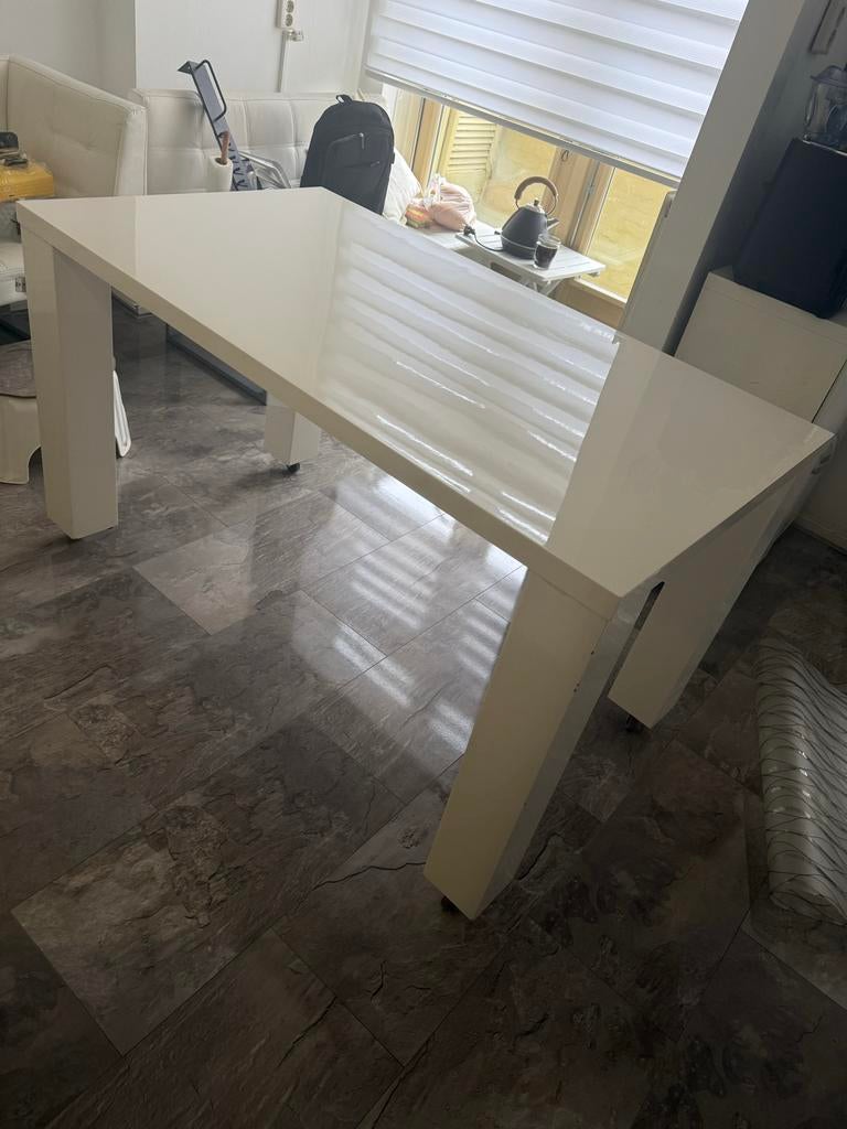 Nette tafel 140x80 - perfect voor thuis!, Huis en Inrichting, Tafels | Eettafels, Kunststof, Gebruikt, 100 tot 150 cm, Vier personen