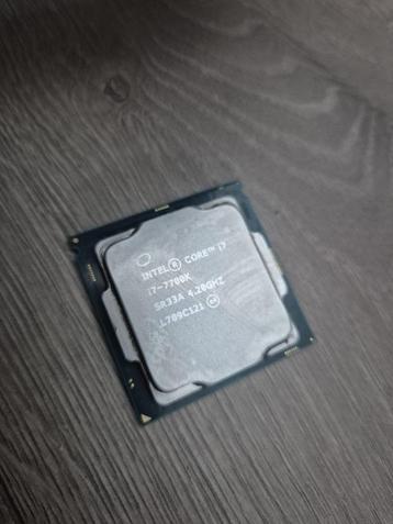Intel Core i7-7700K + Cooler Master Hyper 212 Koeler beschikbaar voor biedingen
