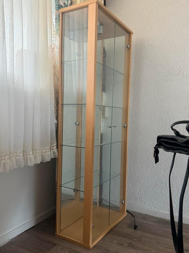 Mooie Vitrinekast met Glazen Planken, Huis en Inrichting, Kasten | Vitrinekasten, Zo goed als nieuw, 150 tot 200 cm, 50 tot 100 cm