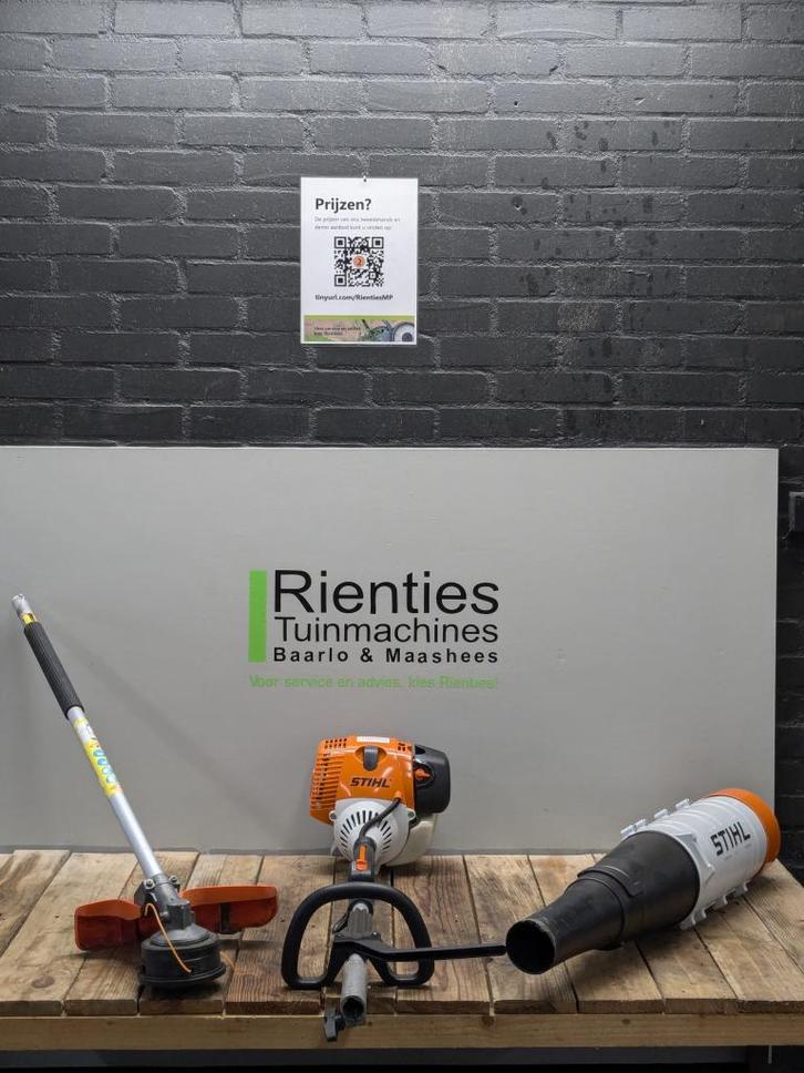 STIHL KM 130 R Combimachine, Combimotor + FS-KM en BG-KM, Tuin en Terras, Grastrimmers, Gebruikt, Benzine, 10 tot 30 cm, Ophalen of Verzenden