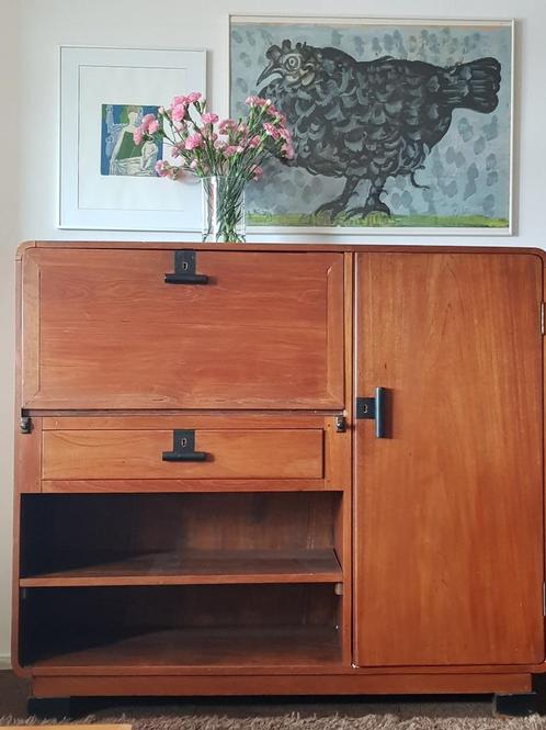 Geinig vintage kastje, secretaire, dressoir, aparte details, Huis en Inrichting, Kasten | Dressoirs, Gebruikt, Ophalen