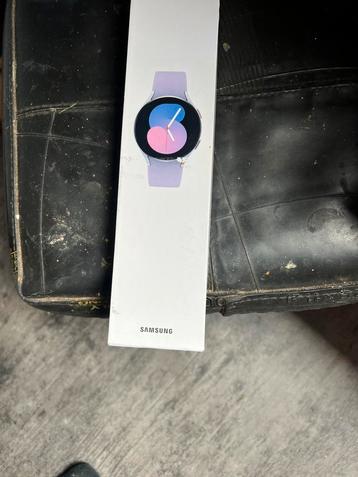 Samsung Galaxy Watch 5 - Nieuw in doos! beschikbaar voor biedingen
