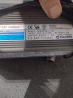 Giant Acculader 24V - 5 Pins, Fietsen en Brommers, Gebruikt, Onbekend, Giant, Ophalen of Verzenden